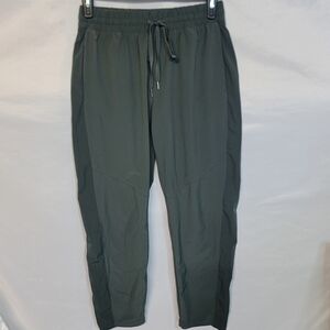 Crazy 8 Women's Active Ankle Pant